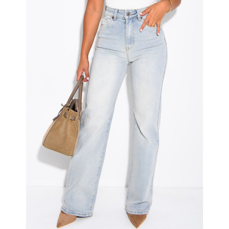 Hellblaue, ausgewaschene Jeans mit geradem Schnitt und Stretchanteil