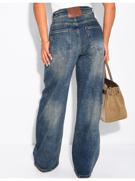 Hoch taillierte Jeans im Barrel-Schnitt, verwaschen