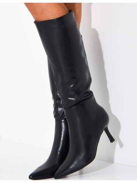 Bottes à talons et bouts pointus en similicuir