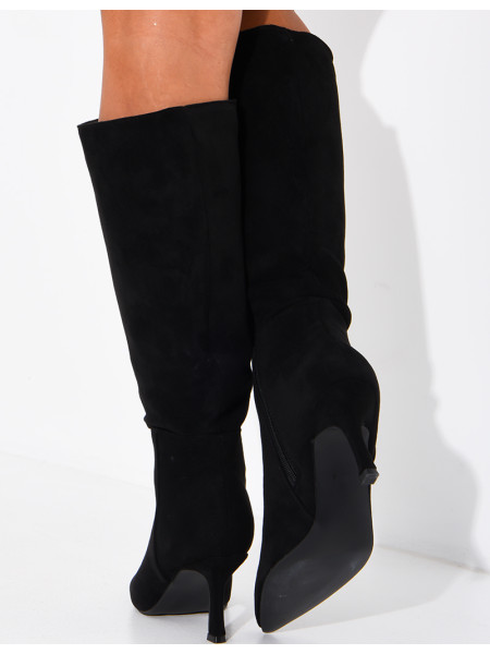 Bottes à talons et bouts pointus en suédine