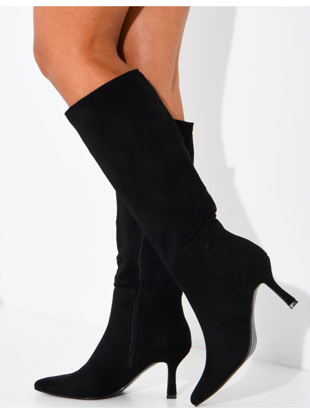 Bottes à talons et bouts pointus en suédine