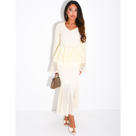 Ensemble en laine pull et jupe longue évasée