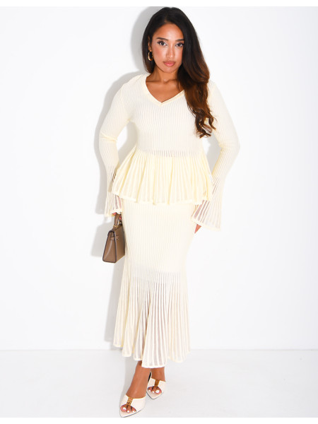 Ensemble en laine pull et jupe longue évasée