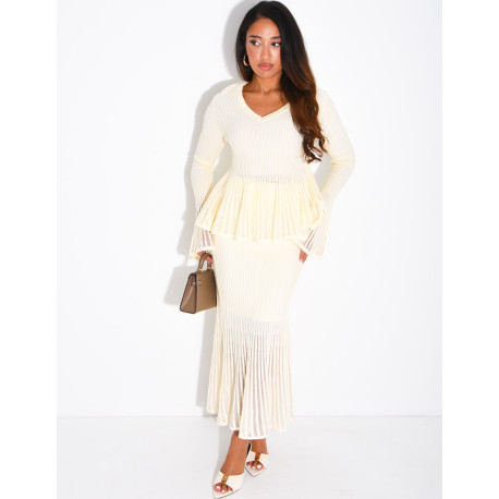 Ensemble en laine pull et jupe longue évasée