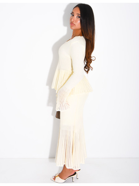 Ensemble en laine pull et jupe longue évasée