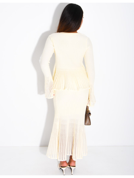 Ensemble en laine pull et jupe longue évasée