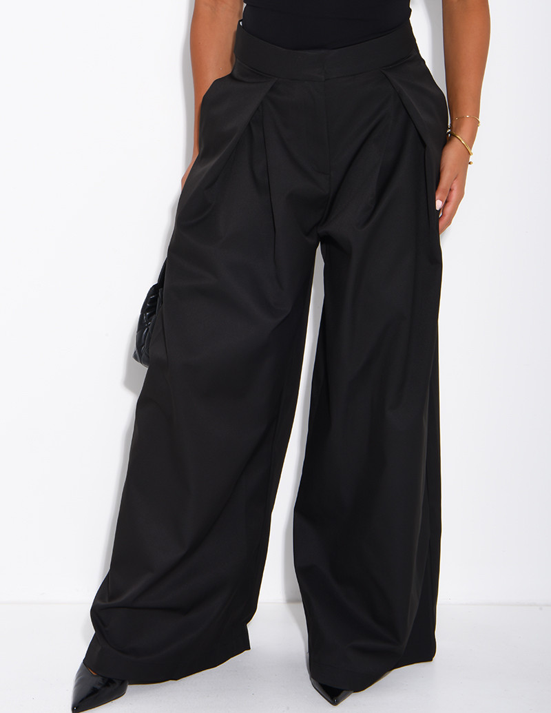 Weit geschnittene Hose mit...