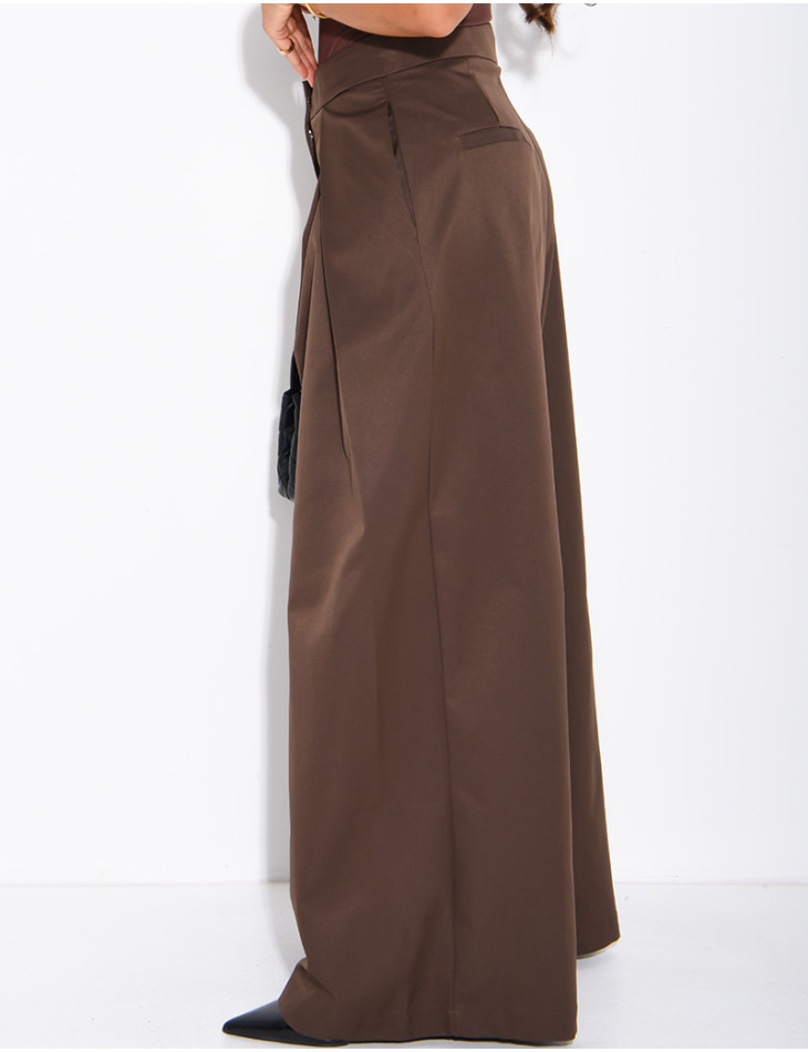 Weit geschnittene Hose mit Bundfalten
