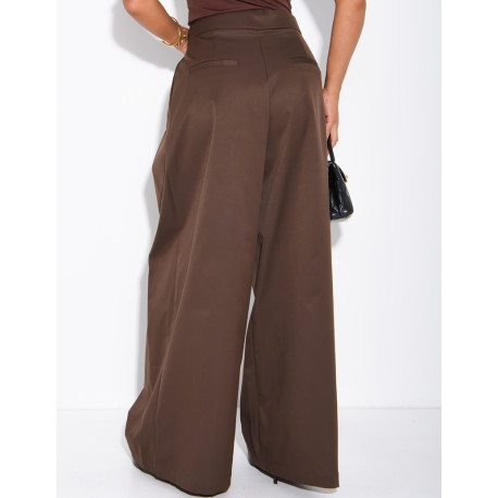 Weit geschnittene Hose mit Bundfalten