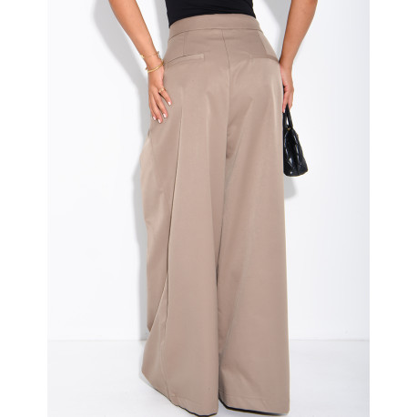 Wide-leg trousers with pleats