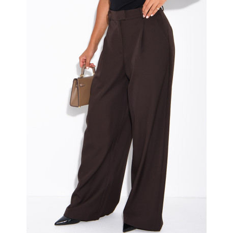 Pleated tailored trousers