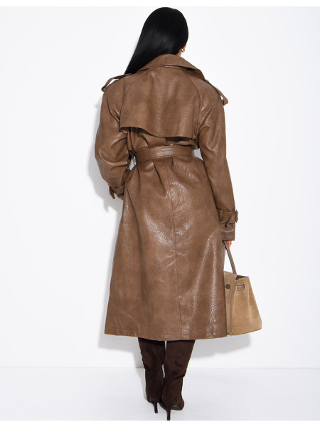 Extra langer Trenchcoat aus Kunstleder in Krokodiloptik mit Gürtel