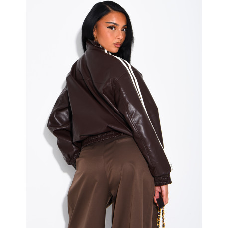 Kunstlederjacke mit geknoteten Knöpfen im asiatischen Stil und Bändern