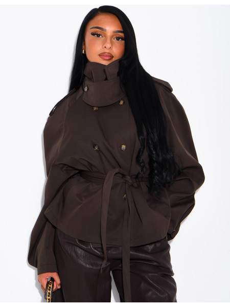 Short trench coat with a stand-up collar, ties at the waist