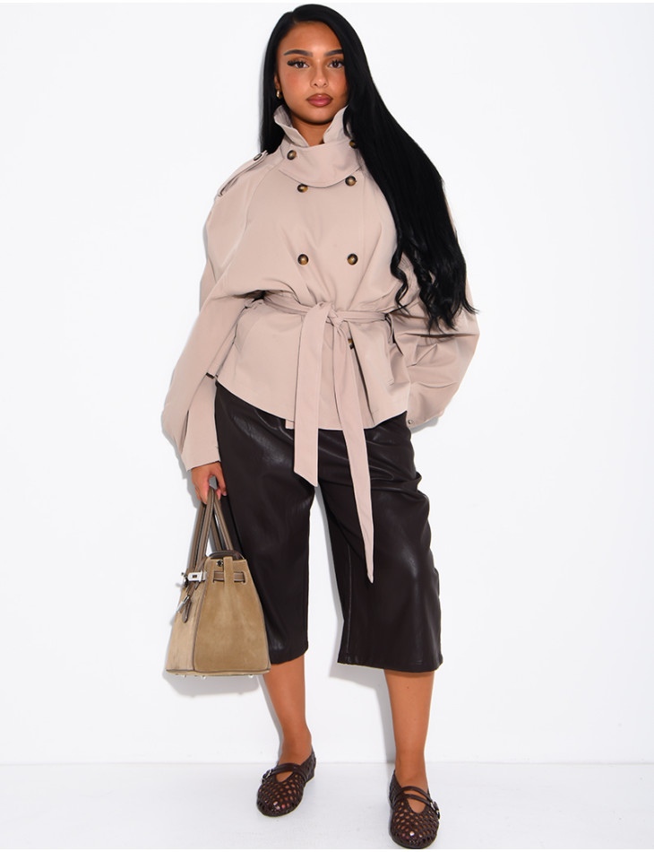Short trench coat with a stand-up collar, ties at the waist