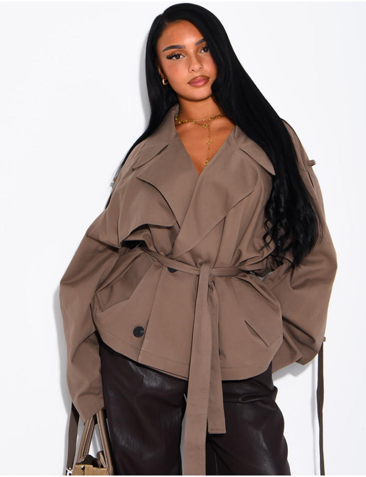Kurzer Oversize-Trenchcoat mit Riegel an den Ärmeln