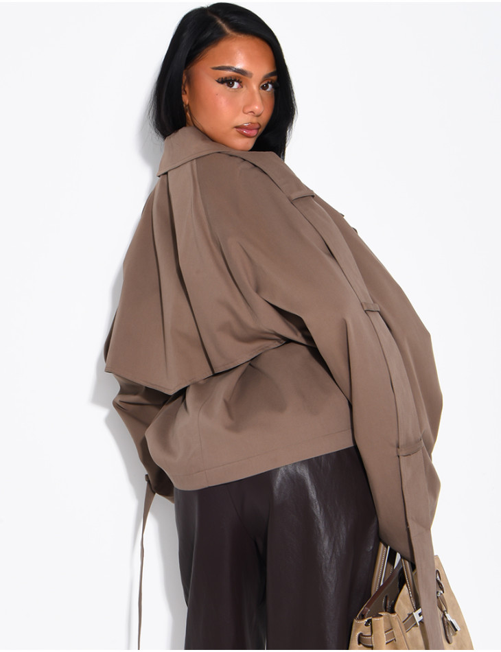 Kurzer Oversize-Trenchcoat mit Riegel an den Ärmeln