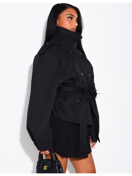 Short trench coat with a stand-up collar, ties at the waist