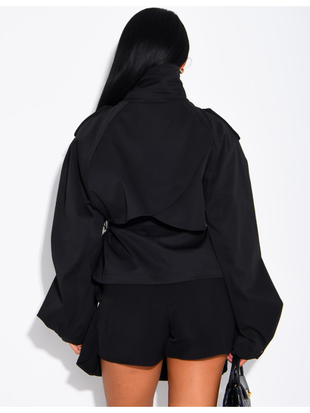Short trench coat with a stand-up collar, ties at the waist