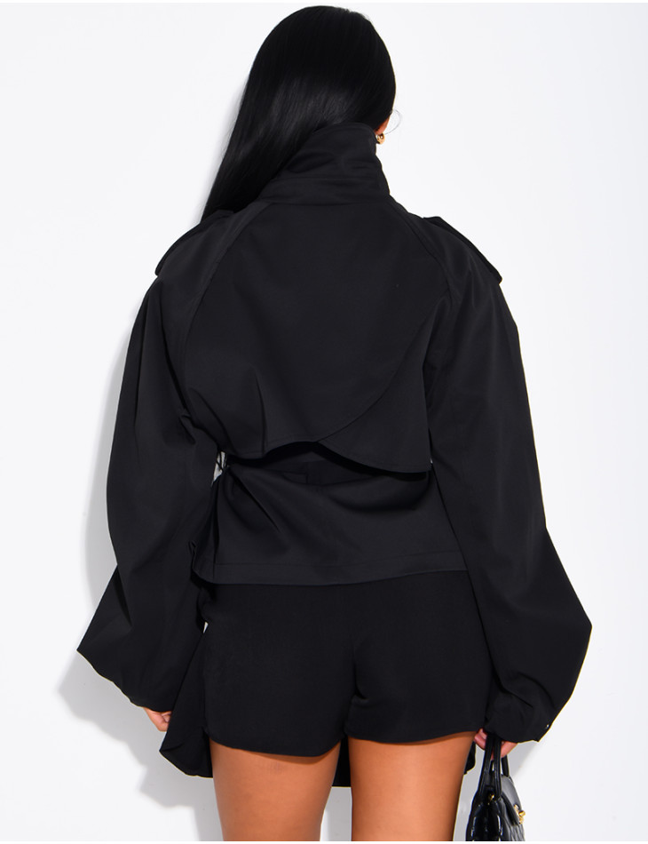 Short trench coat with a stand-up collar, ties at the waist