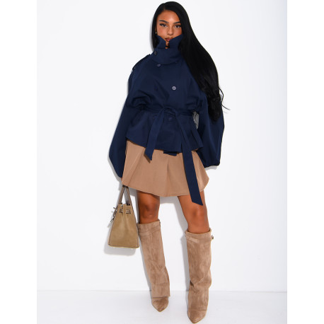 Short trench coat with a stand-up collar, ties at the waist