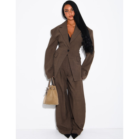 Blazer jacket with structured shoulders and a fitted waist