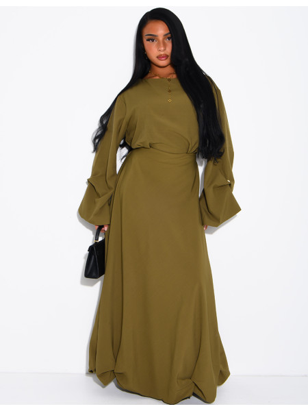 Long dress with a tie at the back and a puffed effect