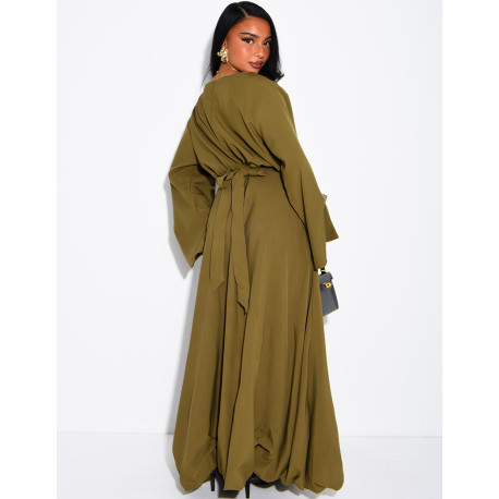 Long dress with a tie at the back and a puffed effect