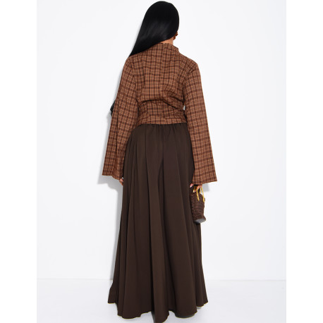 Set aus drapierter karierter Bluse und langem, ausgestelltem Rock
