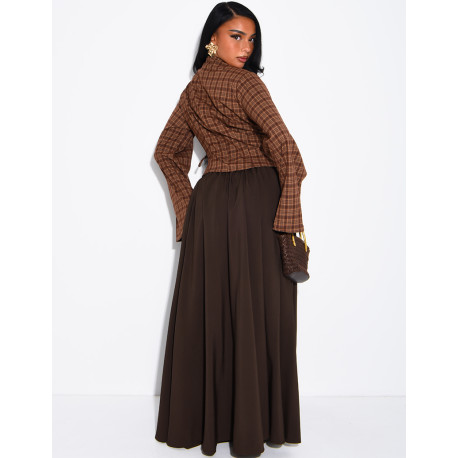 Set aus drapierter karierter Bluse und langem, ausgestelltem Rock