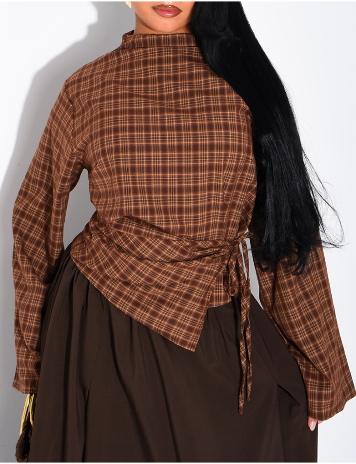 Set aus drapierter karierter Bluse und langem, ausgestelltem Rock