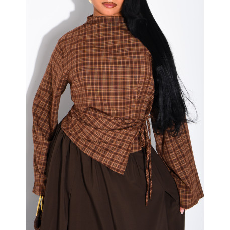 Set aus drapierter karierter Bluse und langem, ausgestelltem Rock