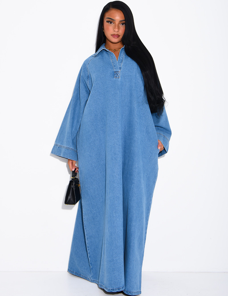 Long, loose-fitting denim...