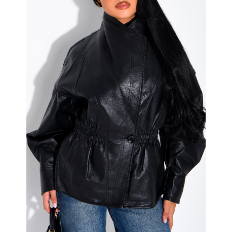 Short, grain-textured faux leather jacket, fitted at the waist