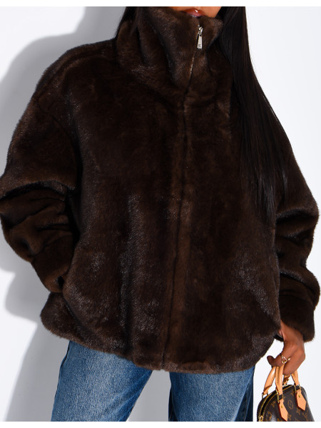 Veste en fausse fourrure premium col montant