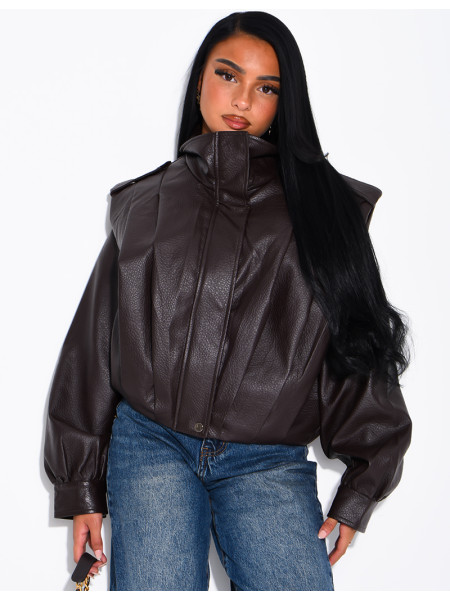 Drapierte Kunstlederjacke mit Schulterpolstern