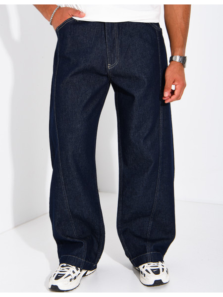 Jeans with contrasting seams