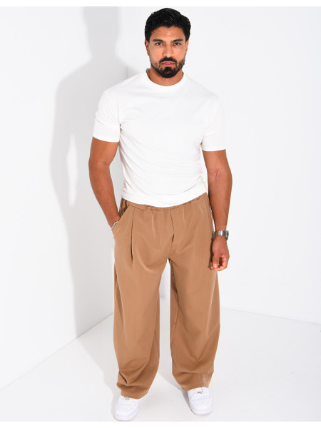 Loose-fitting balloon-style pants