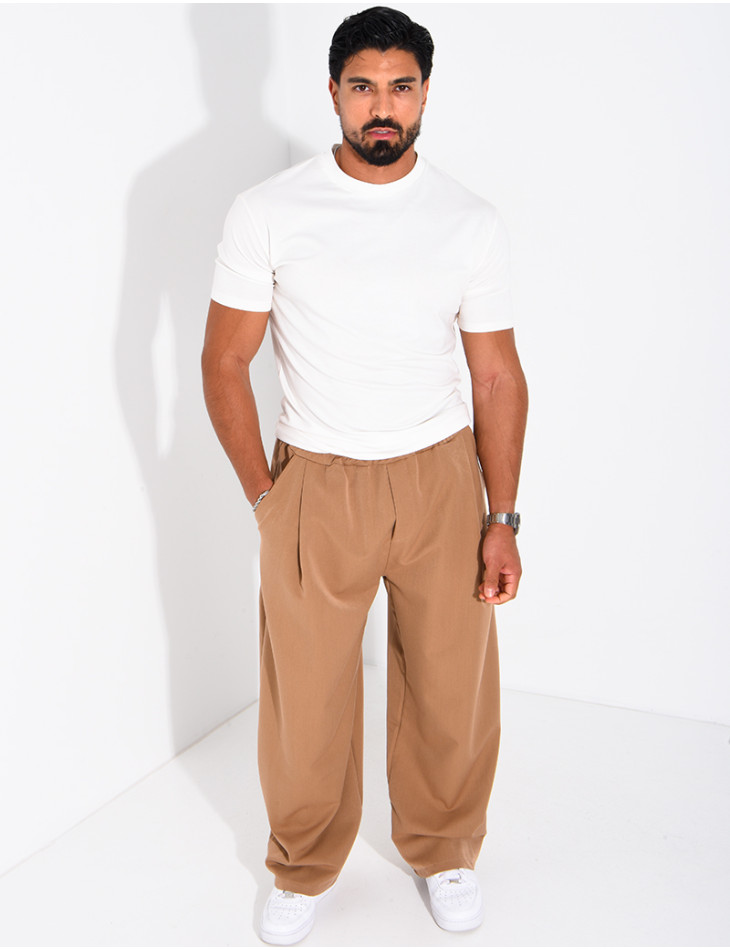 Loose-fitting balloon-style pants