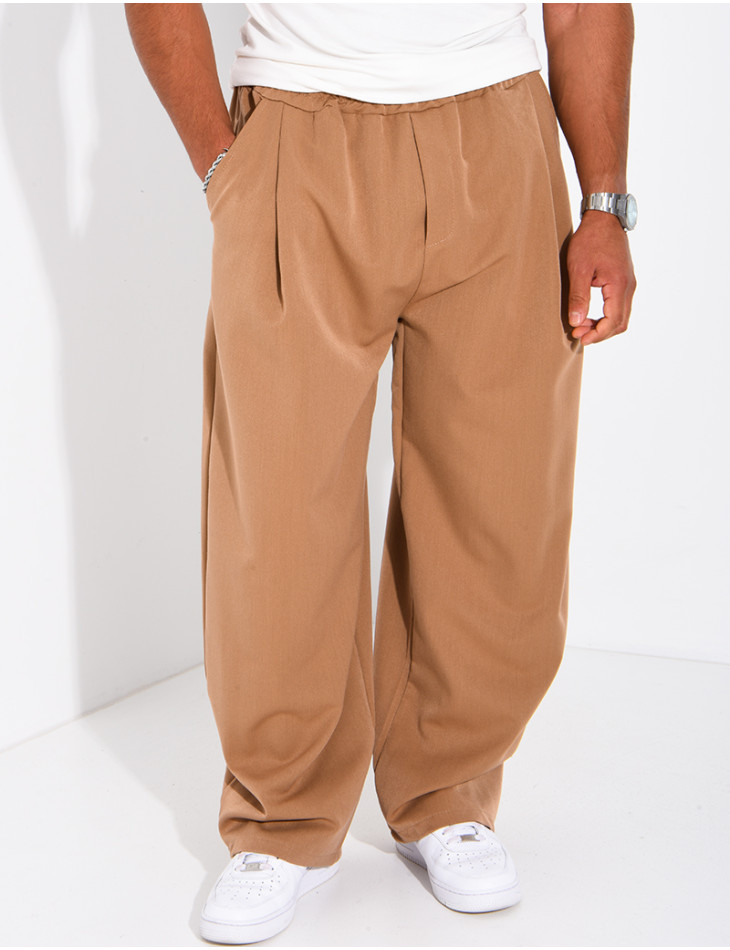 Loose-fitting balloon-style pants