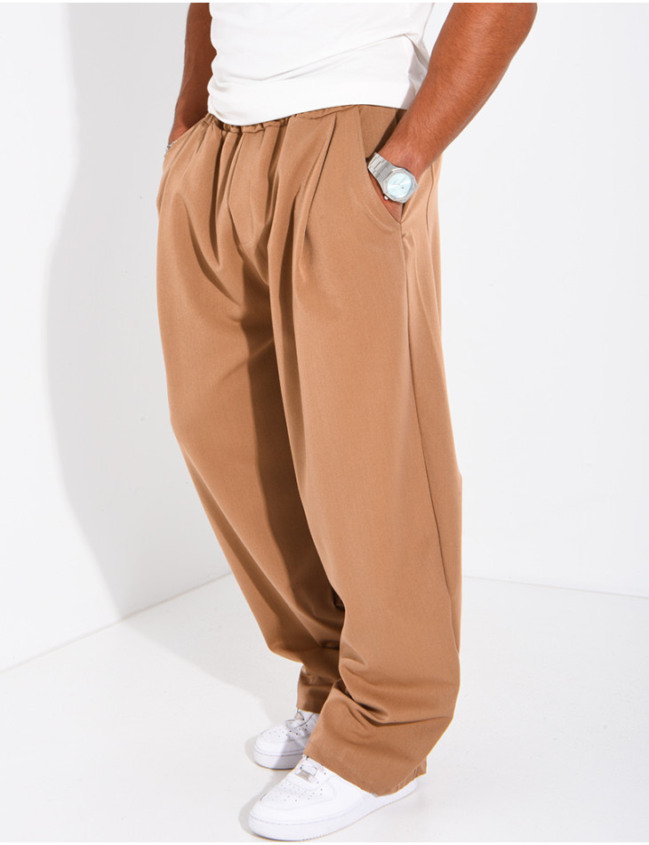 Loose-fitting balloon-style pants
