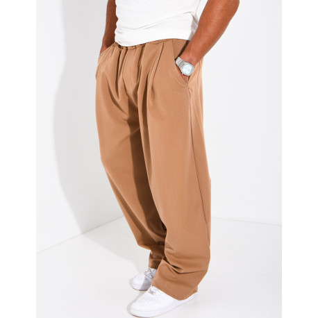 Loose-fitting balloon-style pants