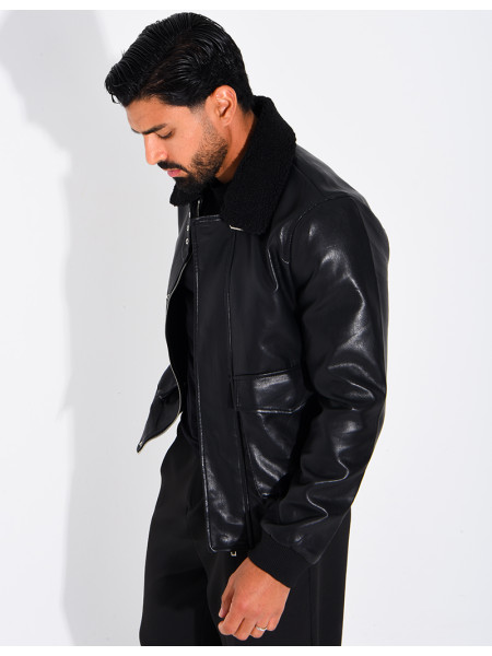 Fliegerjacke aus Kunstleder mit gefüttertem Kragen