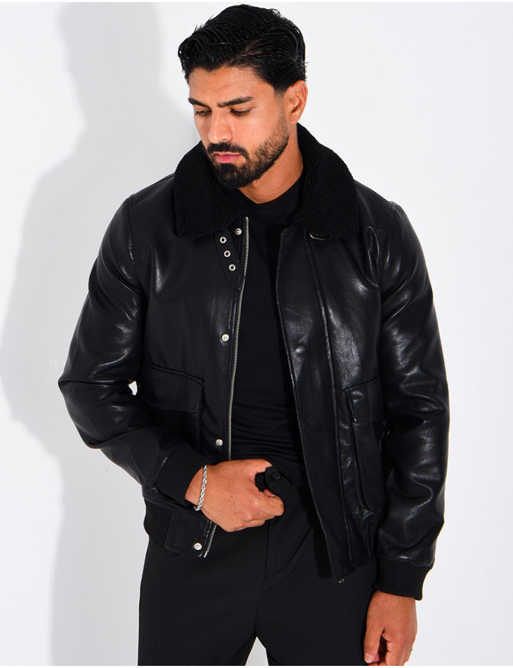 Fliegerjacke aus Kunstleder mit gefüttertem Kragen