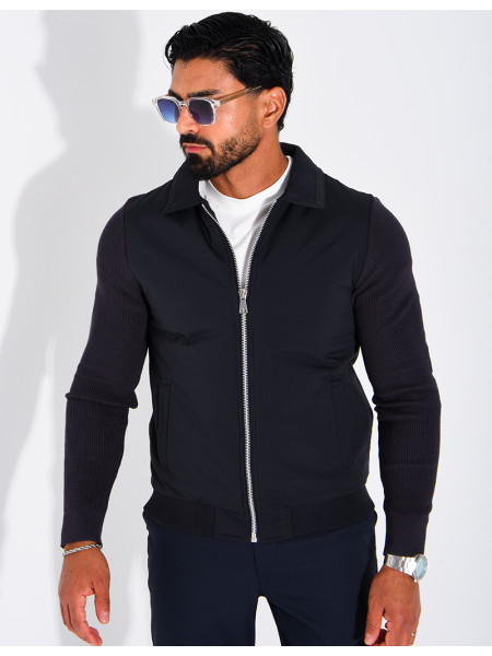 Wasserdichte Herrenjacke aus zwei Materialien mit Strickärmeln