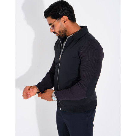 Wasserdichte Herrenjacke aus zwei Materialien mit Strickärmeln