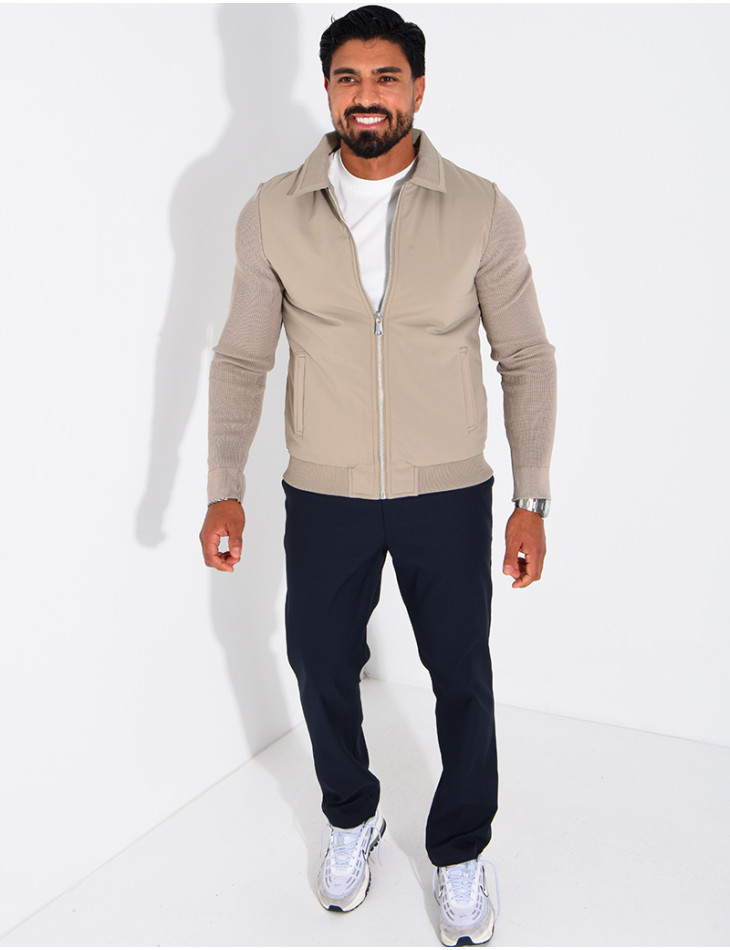 Wasserdichte Herrenjacke aus zwei Materialien mit Strickärmeln