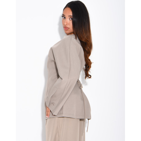 Long-sleeved top with a tie at the back