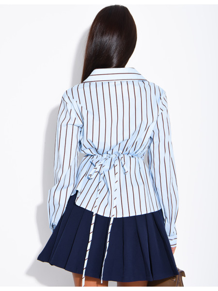 Chemise cintrée à rayures et boutonnière asymétrique