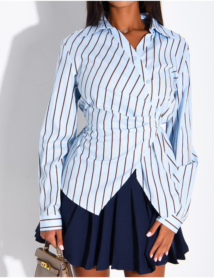 Chemise cintrée à rayures et boutonnière asymétrique